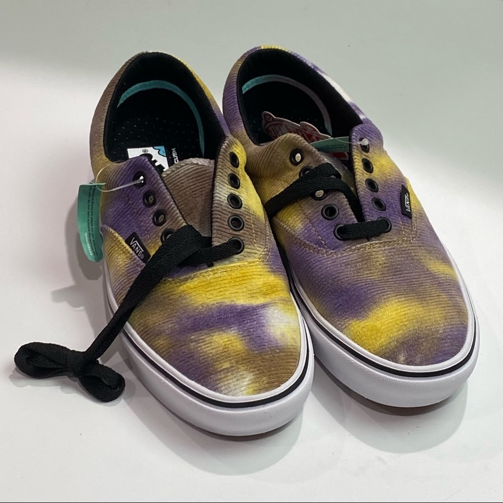 Van’s women’s Sz 8.5 / men’s Sz 7 purple & yellow sneakers tie dye pattern New